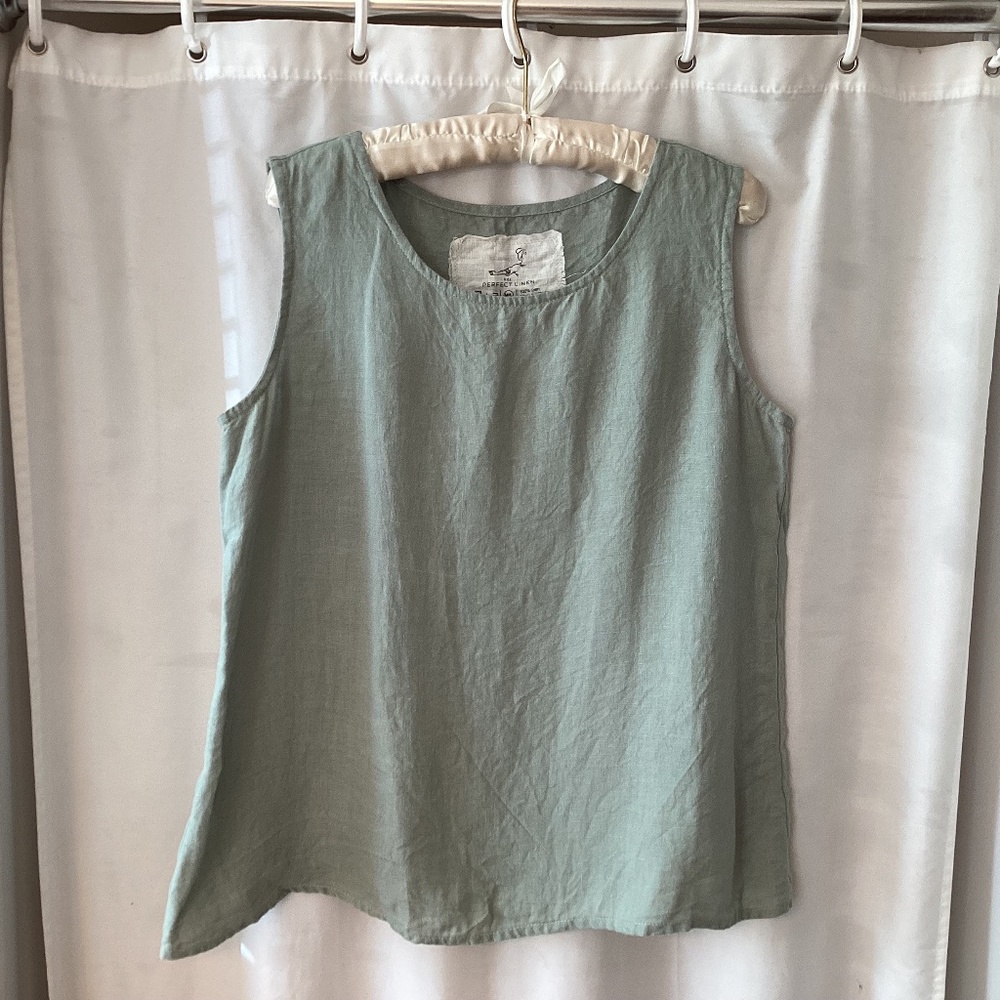 NPL Vienna top in succulent green M/L